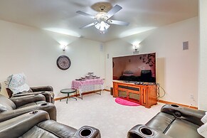 7 Mi to Dtwn Denver: Lakefront Gem w/ Dock!