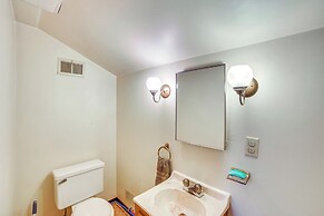 Outdoor Paradise: Spacious Wisconsin Family Home