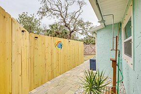 Walk to Beach: Getaway w/ Fire Pit in St Augustine