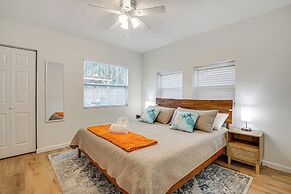 Walk to Beach: Getaway w/ Fire Pit in St Augustine