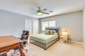 Luxe Mtn-view Mansion w/ Hot Tub in Phoenix!