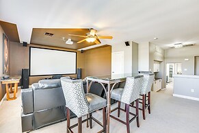 Luxe Mtn-view Mansion w/ Hot Tub in Phoenix!