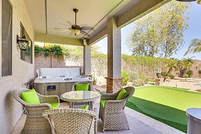 Luxe Mtn-view Mansion w/ Hot Tub in Phoenix!
