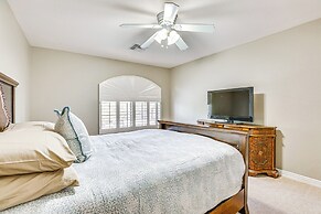 Luxe Mtn-view Mansion w/ Hot Tub in Phoenix!