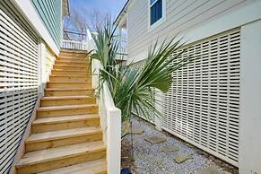 < 1/2 Mi to Beach: Gem w/ Lanai in Pass Christian