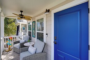 < 1/2 Mi to Beach: Gem w/ Lanai in Pass Christian