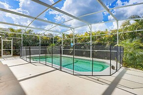 12 Mi to Disney World: Poolside Paradise!