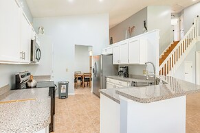 12 Mi to Disney World: Poolside Paradise!