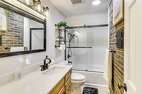 Hot Tub, Fire Pit & Patio: A-frame Stafford Cabin