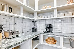 4 Mi to Sand Hollow State Park: Hurricane Townhome