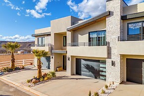 4 Mi to Sand Hollow State Park: Hurricane Townhome