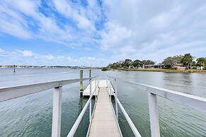 Buena Vista St Augustine: Villa w/ Pool & Dock