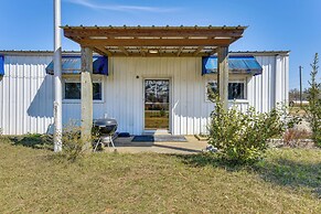 Walk to Lake: Fishing Retreat in Wewahitchka