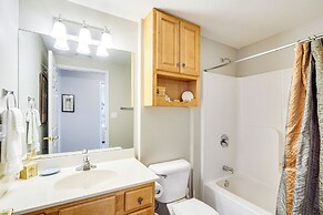 Pool & Lake Access: Family Getaway in Osage Beach