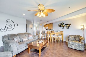 Pool & Lake Access: Family Getaway in Osage Beach