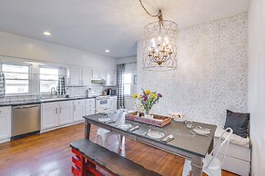 5 Mi to Marion Reservoir: Wizard of Oz-themed Home