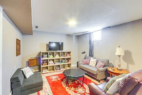 5 Mi to Marion Reservoir: Wizard of Oz-themed Home