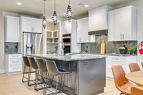 Near Hiking & Fishing: Hurricane Home w/ Hot Tub!