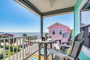 Steps to Beach: Home w/ Sunset Views in Cedar Key!
