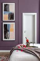 Elegant & Bright 2BR - Steps From Old Town