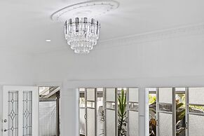 Crystal Cottage Cairns