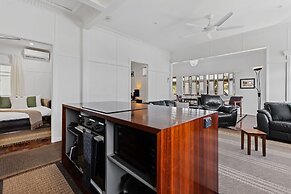 Crystal Cottage Cairns