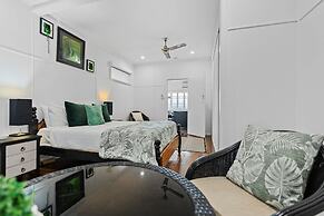 Crystal Cottage Cairns