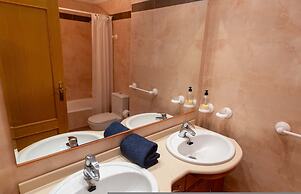 Vista de La Vila by Bookaparadise