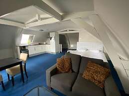 Hotel La Noire - Delft City Centre