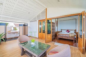 Luxurious 5-bedroom Pool Villa in Heart of Patong, Phuket