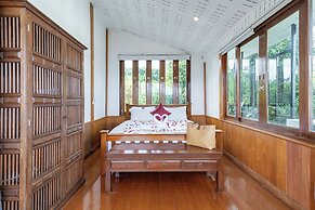 Luxurious 5-bedroom Pool Villa in Heart of Patong, Phuket