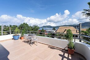 Luxurious 5-bedroom Pool Villa in Heart of Patong, Phuket