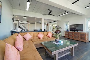 Luxurious 5-bedroom Pool Villa in Heart of Patong, Phuket