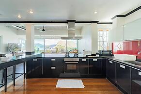 Luxurious 5-bedroom Pool Villa in Heart of Patong, Phuket