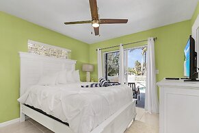 5535 Casa De Lujo: Heated Pool W/ Water Views 4 Bedroom Home