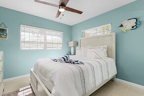 5535 Casa De Lujo: Heated Pool W/ Water Views 4 Bedroom Home