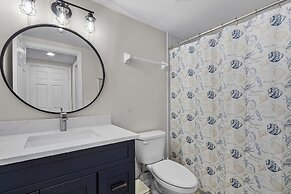 Casa Marina 432 Newly Remodeled, Water View 2 Bedroom Condo