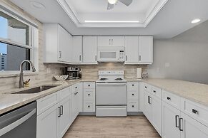 Casa Marina 432 Newly Remodeled, Water View 2 Bedroom Condo