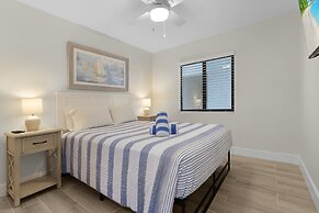 Seaside 209: Oceanview 2br/2ba Condo With Pool, Steps To Beach 2 Bedro