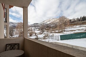 Villa 2041 2 Bed 2 Bath Full Kitchen 2 Bedroom Villa