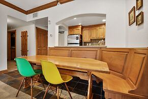 Villa 2041 2 Bed 2 Bath Full Kitchen 2 Bedroom Villa