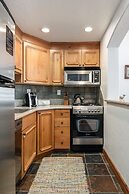 Villa 2041 2 Bed 2 Bath Full Kitchen 2 Bedroom Villa