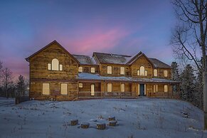 Mountain Majesty 6 Bedroom Home