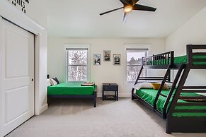 Mountain Majesty 6 Bedroom Home