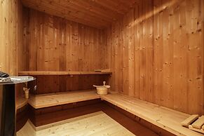 Chalet Hermine 5 Hot Tub and Sauna Les Chosalets