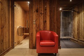 Chalet Hermine 5 Hot Tub and Sauna Les Chosalets