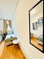 Cozy 2BR Apt Sleeps 6 Direct City Access