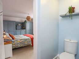 1 Tyn Y Gongl Cottage