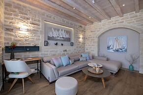 Villa Aurora Luxurius Living