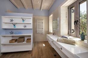 Villa Aurora Luxurius Living